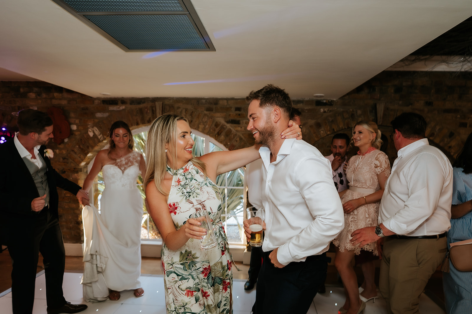 Laura & Aaron-2417.JPG