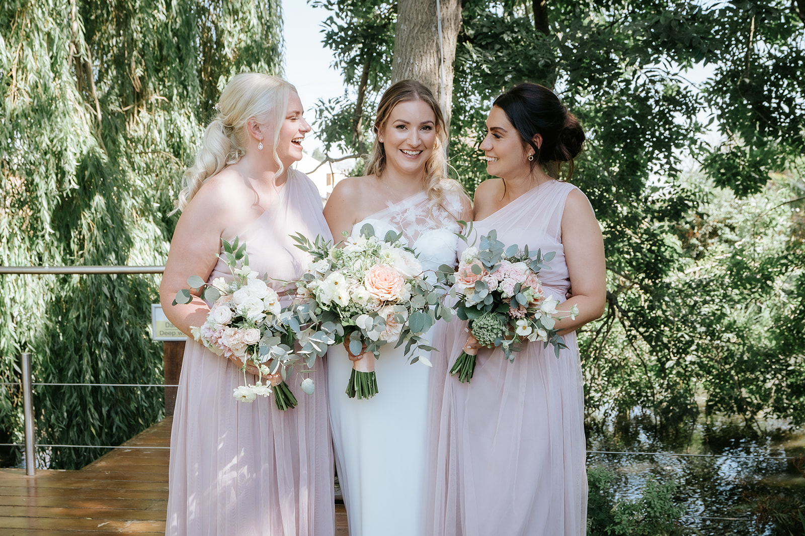 Laura & Aaron-4116.JPG