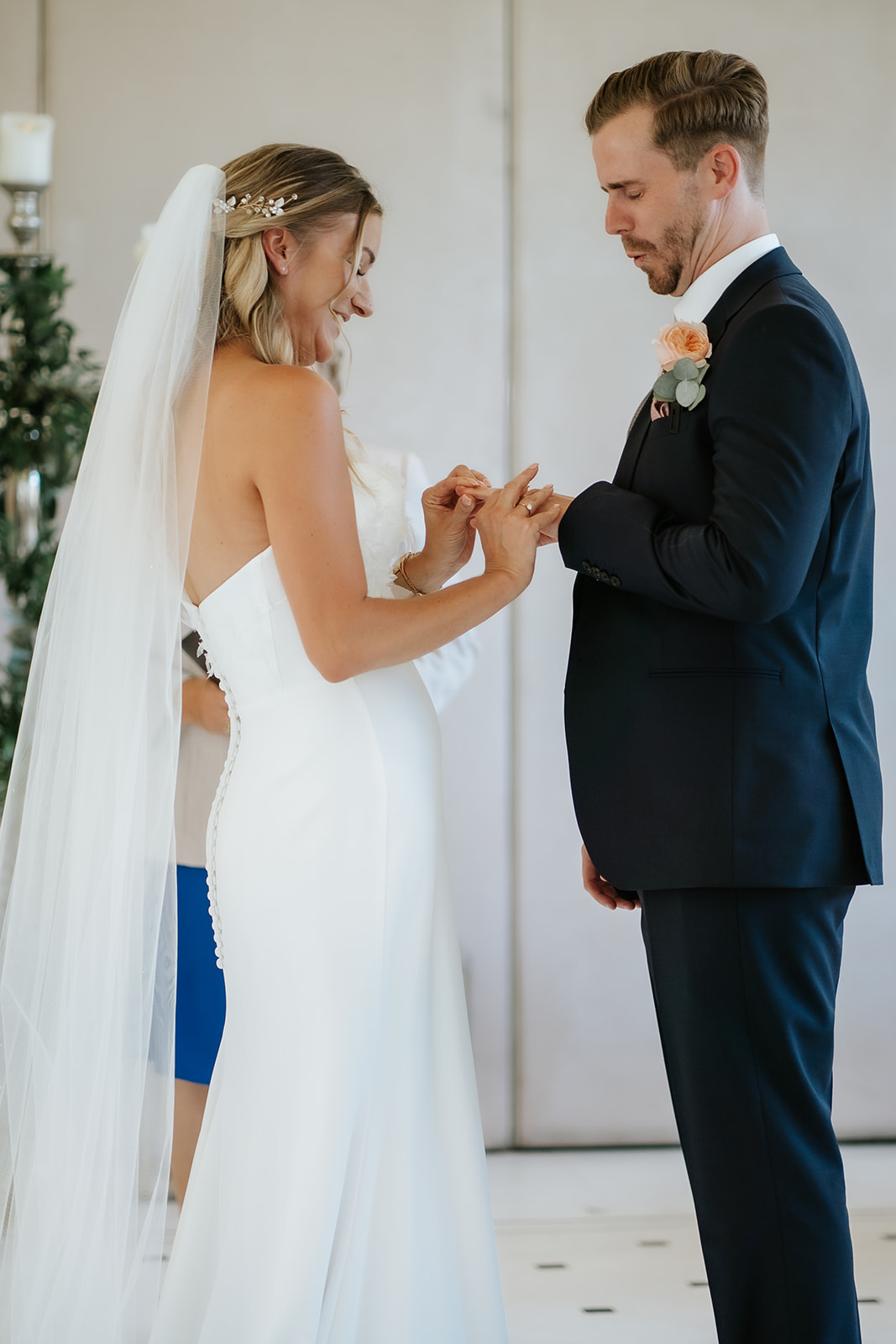 Laura & Aaron-12932.JPG