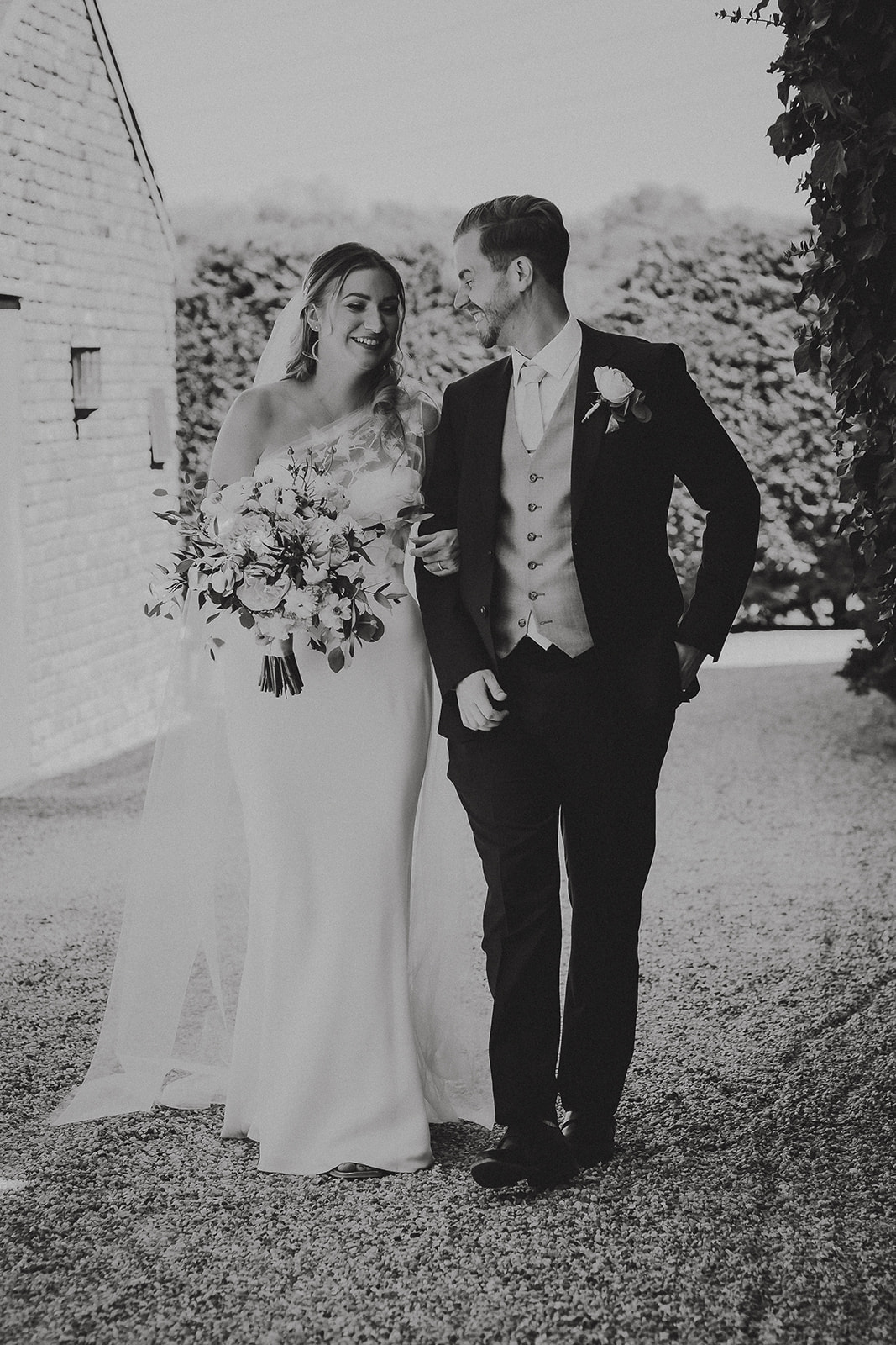 Laura & Aaron-13014.JPG